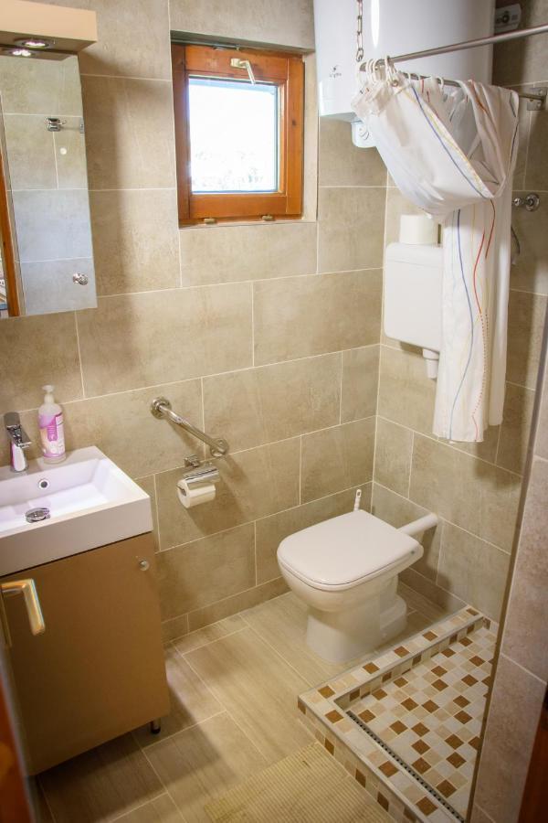 Huszar Vendeghaz Apartment Orvenyes Luaran gambar