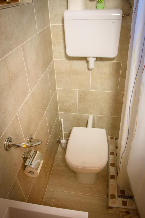 Huszar Vendeghaz Apartment Orvenyes Luaran gambar